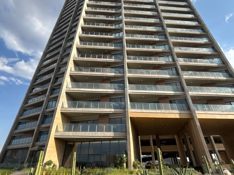 Departamento en renta Ikani Juriquilla - 3 recamaras y terraza