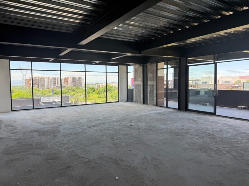 Local #12, Quiwi Juriquilla