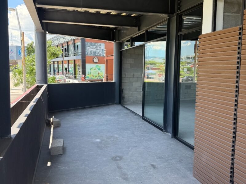 Local #12, Quiwi Juriquilla