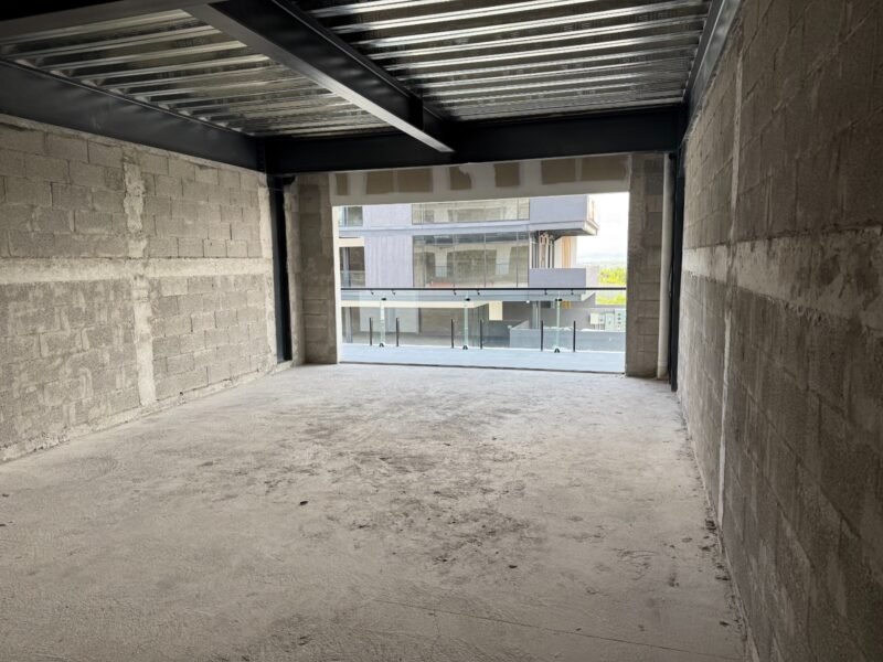 Local 13 en renta, Plaza Quiwi Juriquilla